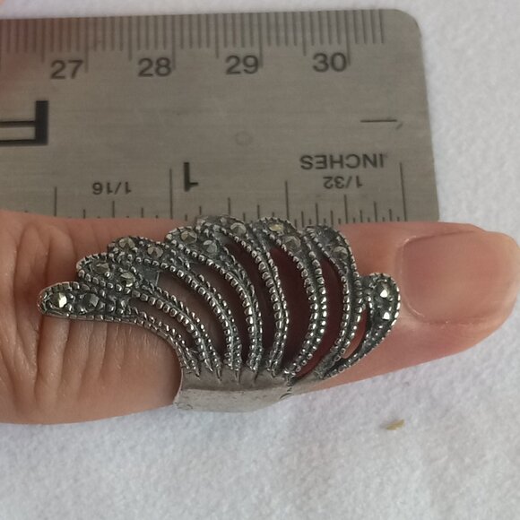 Wing Like Marcasite Sterling Silver Ring - Picture 2 of 8